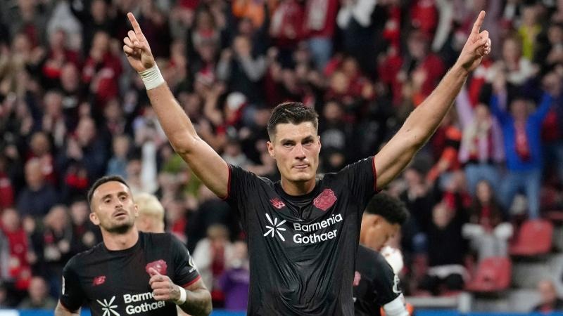 现实的绑架 现实的绑架